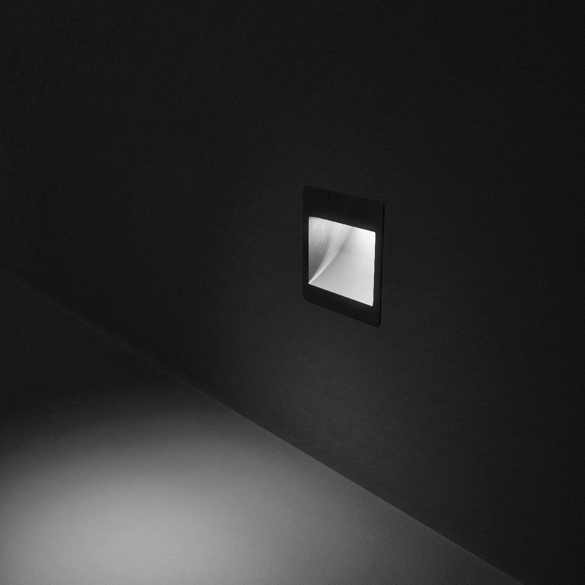 WALL