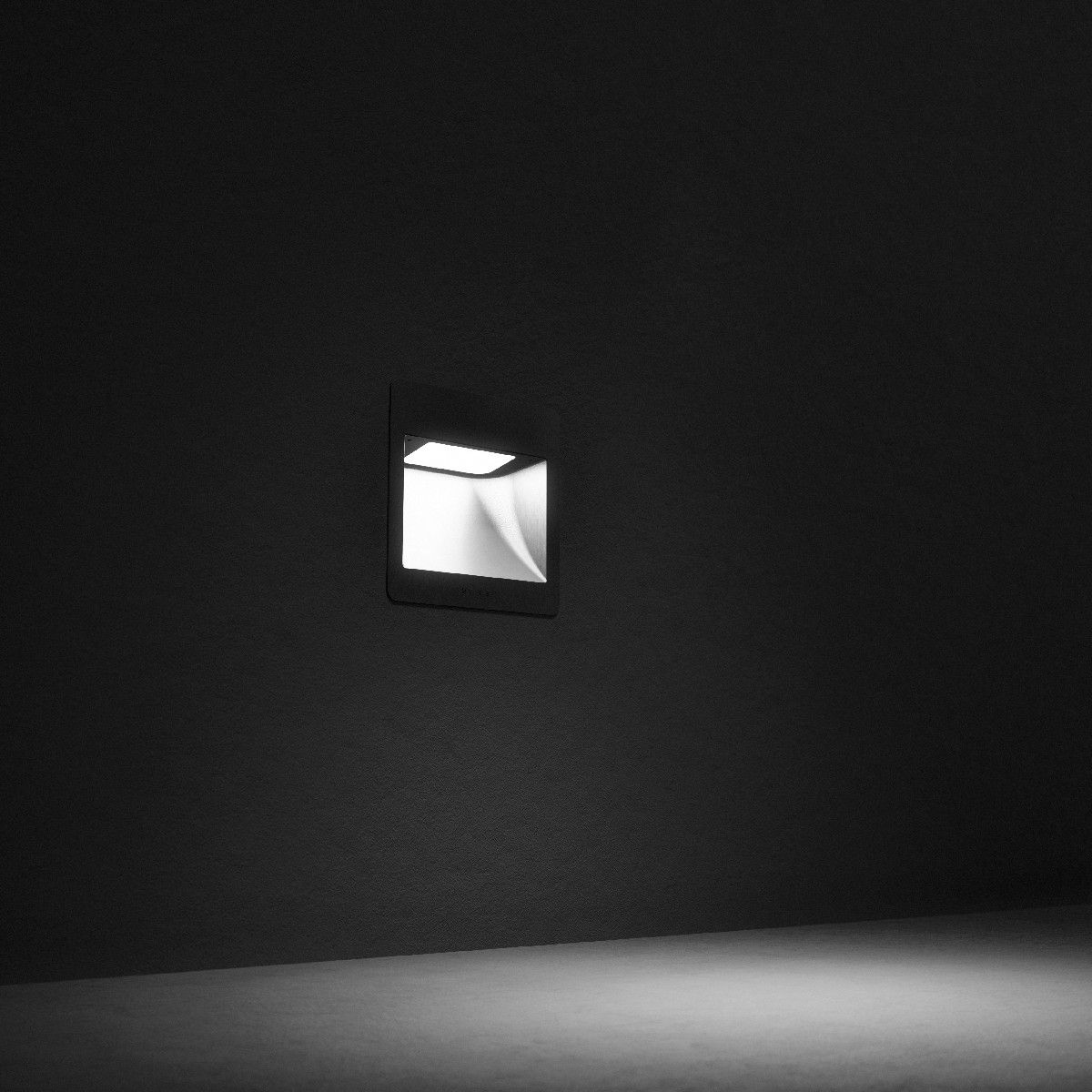 WALL